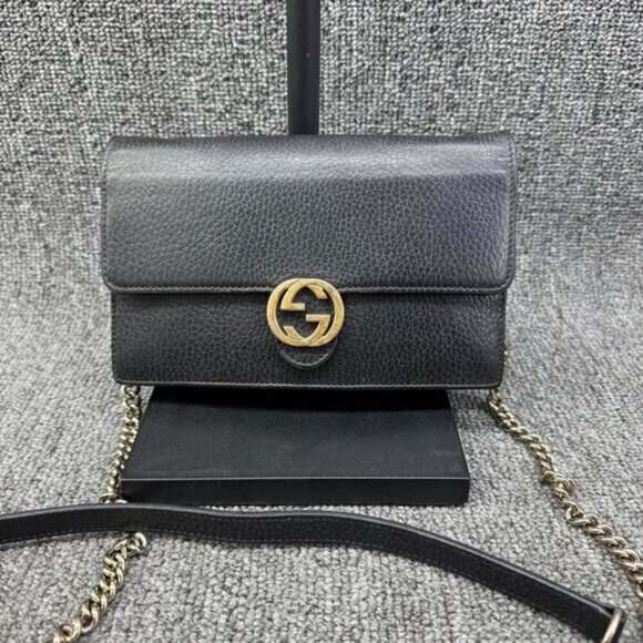 GUCCI Interlocking Black Leather Shoulder Bag 318-012725 - Picture 2 of 16